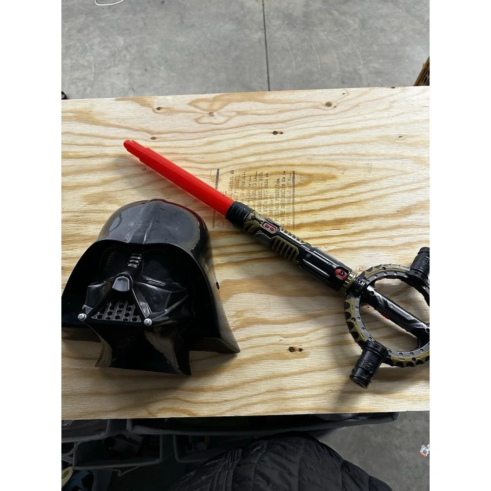 Star Wars Darth Vader‎ Mask + Red Inquisitor Bladebuilders Lightsaber –Works